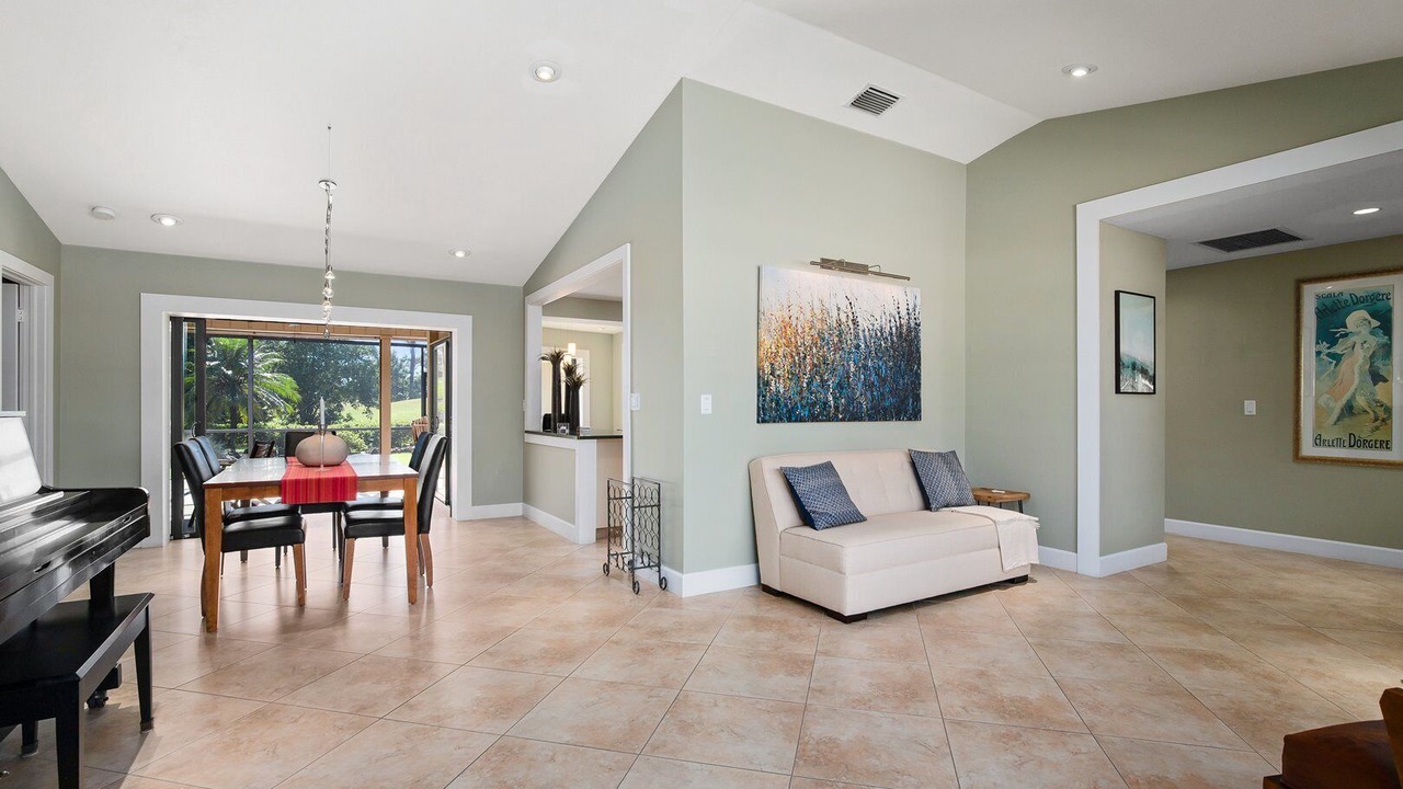 Photo of Livingroom in Bonita Springs