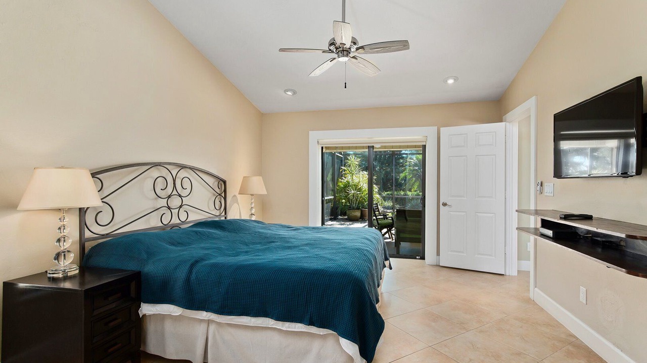 Photo of Bedroom in Bonita Springs