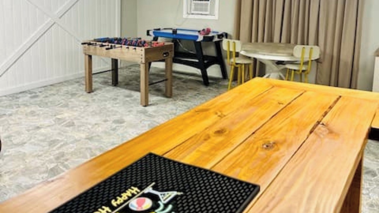 Photo of Bedroom in Englewood East