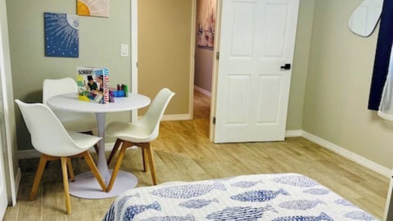 Photo of Bedroom in Englewood East