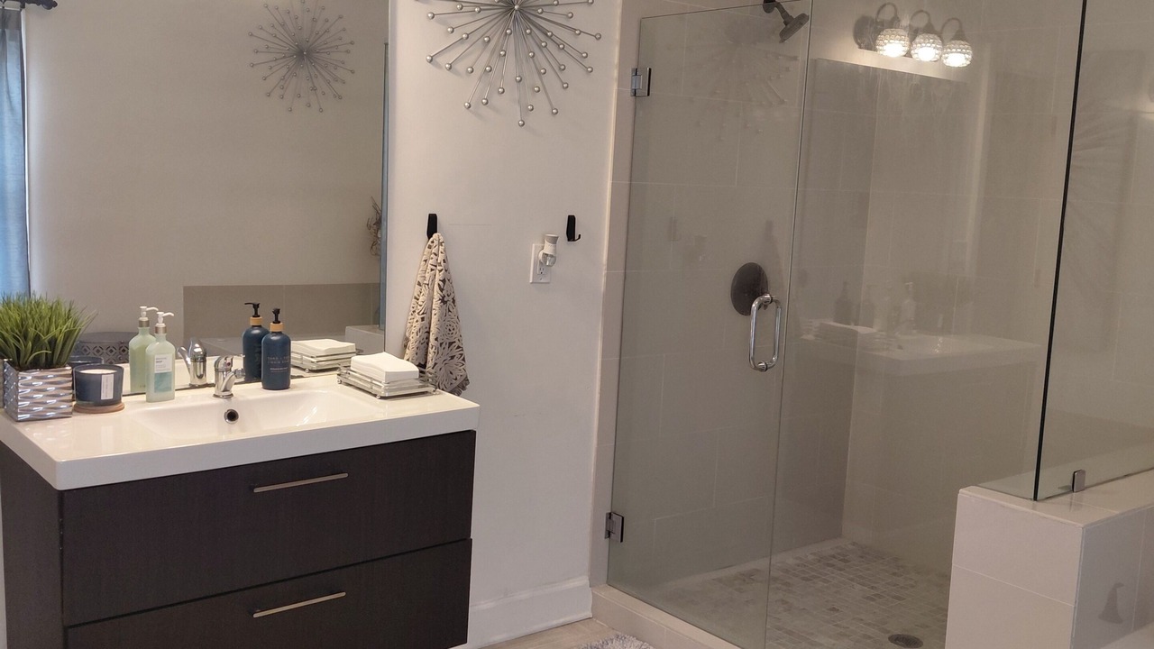 Photo of Bathroom in Church Street