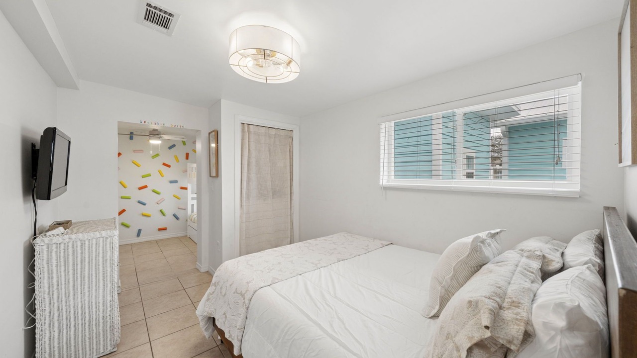 Photo of Bedroom in Laguna Beach
