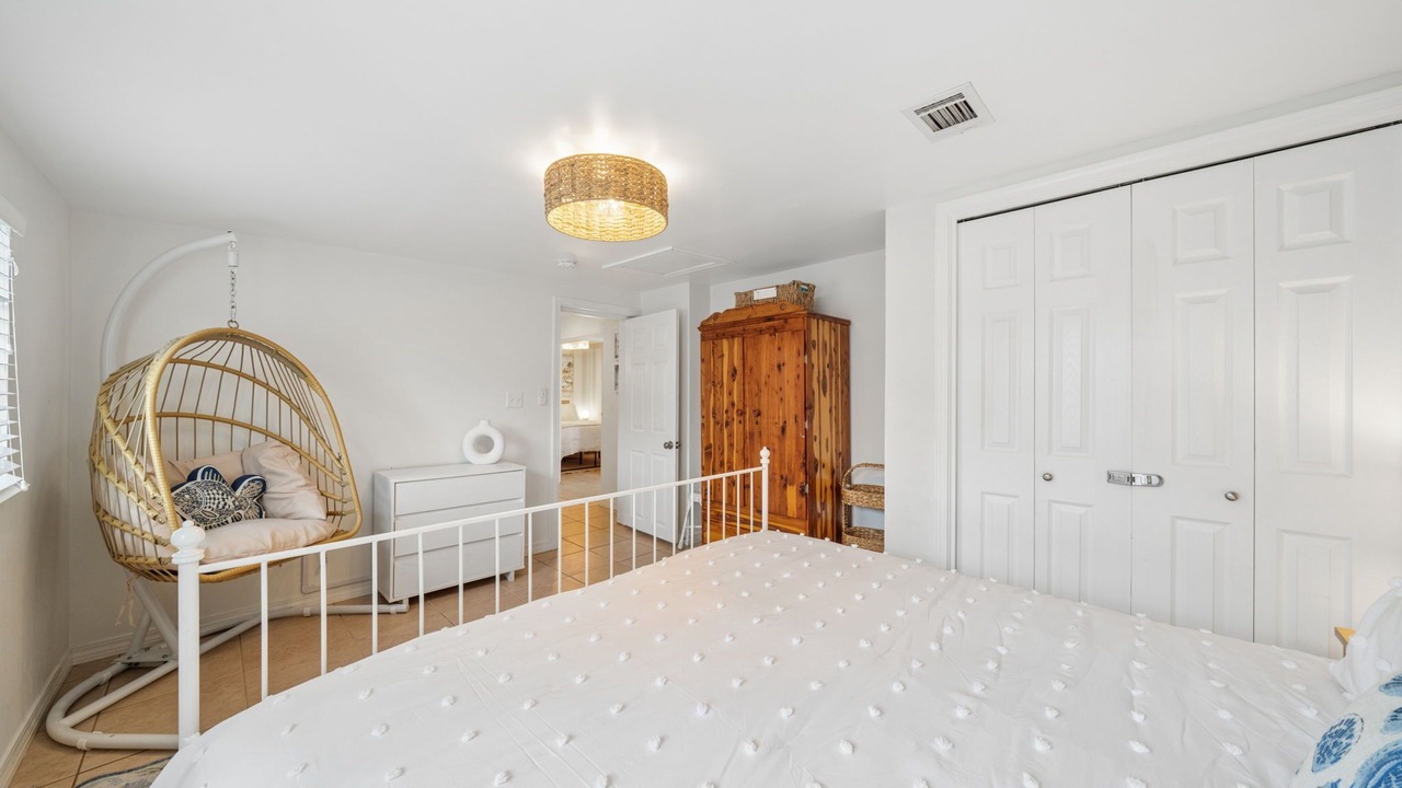 Photo of Bedroom in Laguna Beach