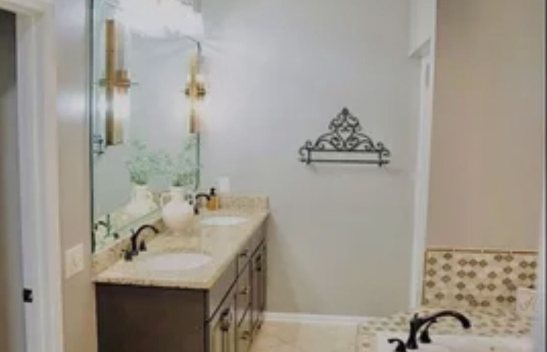 Photo of Bathroom in Douglas