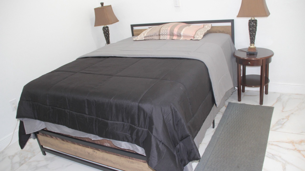 Photo of Bedroom in Miramar