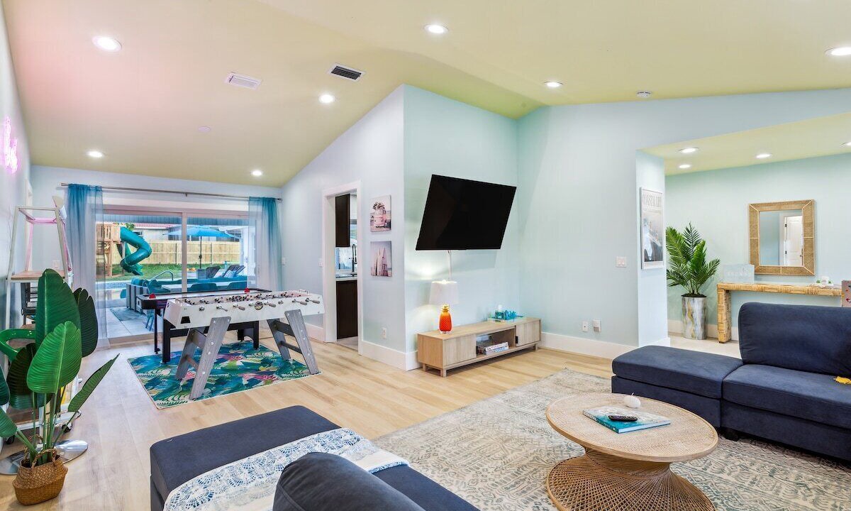 Photo of Livingroom in Seminole