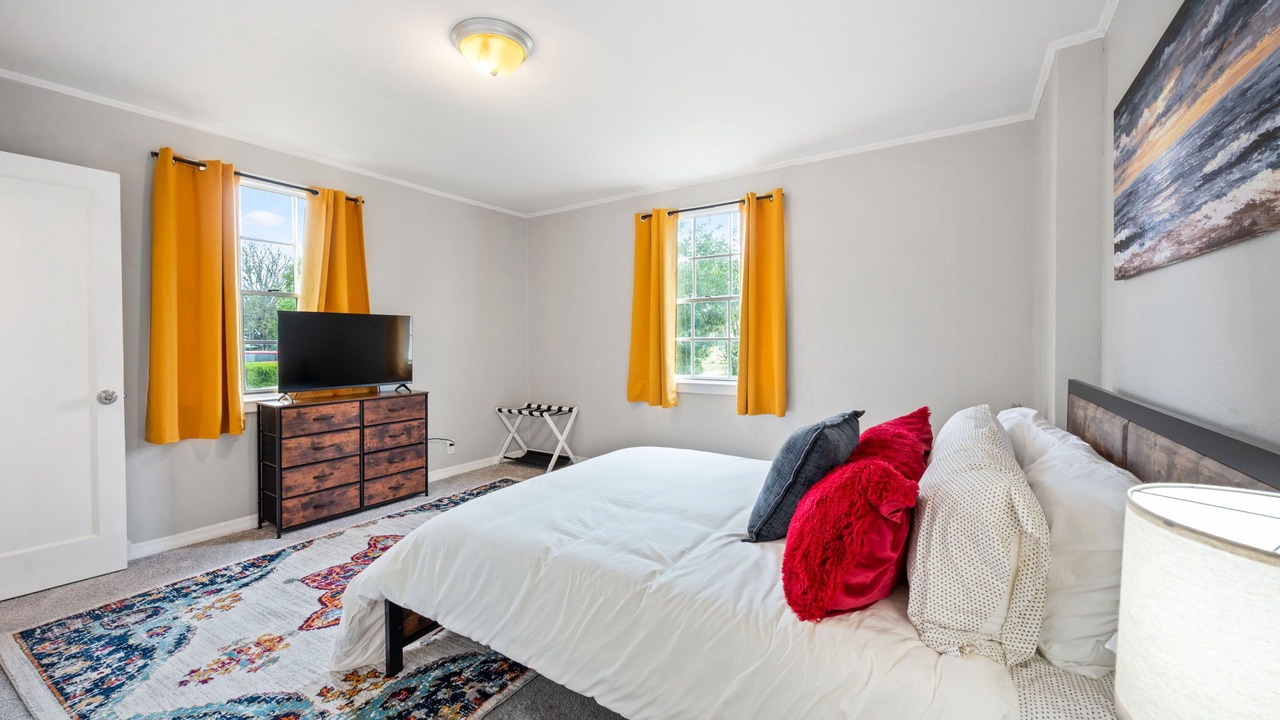 Photo of Bedroom in Lakeshore South