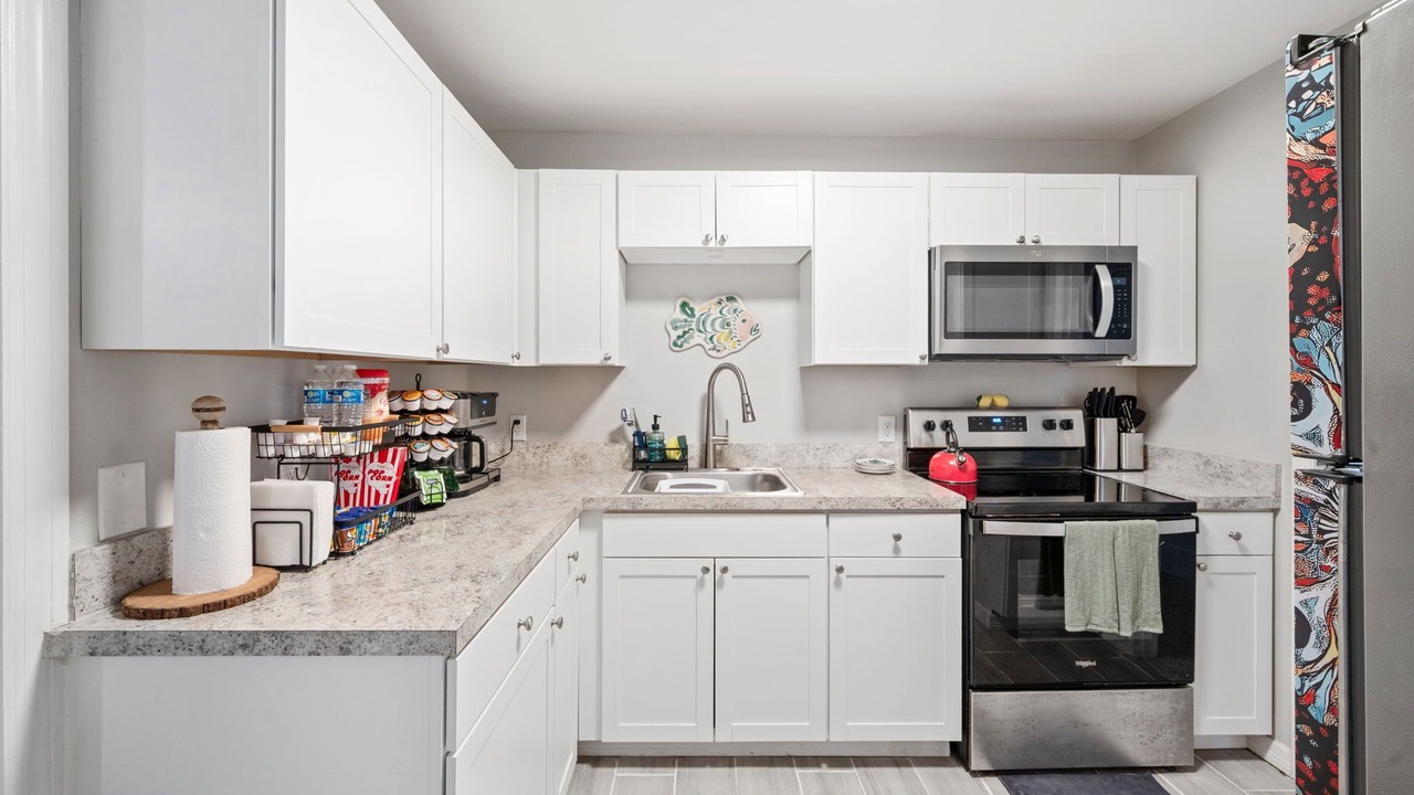 Photo of Kitchen in Lakeshore South