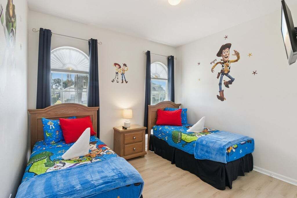 Photo of Bedroom in Windsor Palms