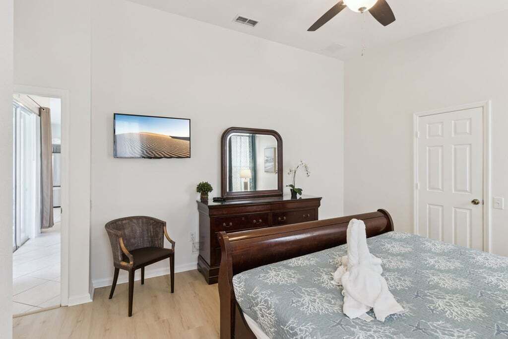 Photo of Bedroom in Windsor Palms