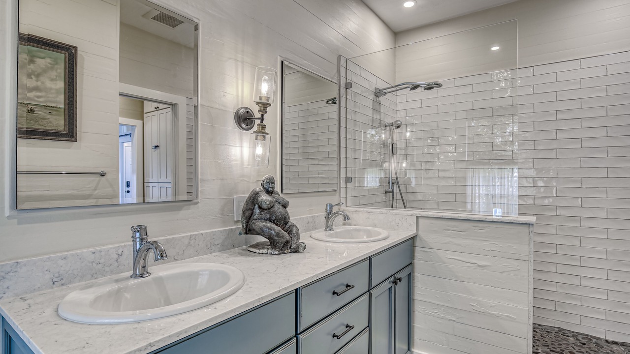 Photo of Bathroom in Meadows