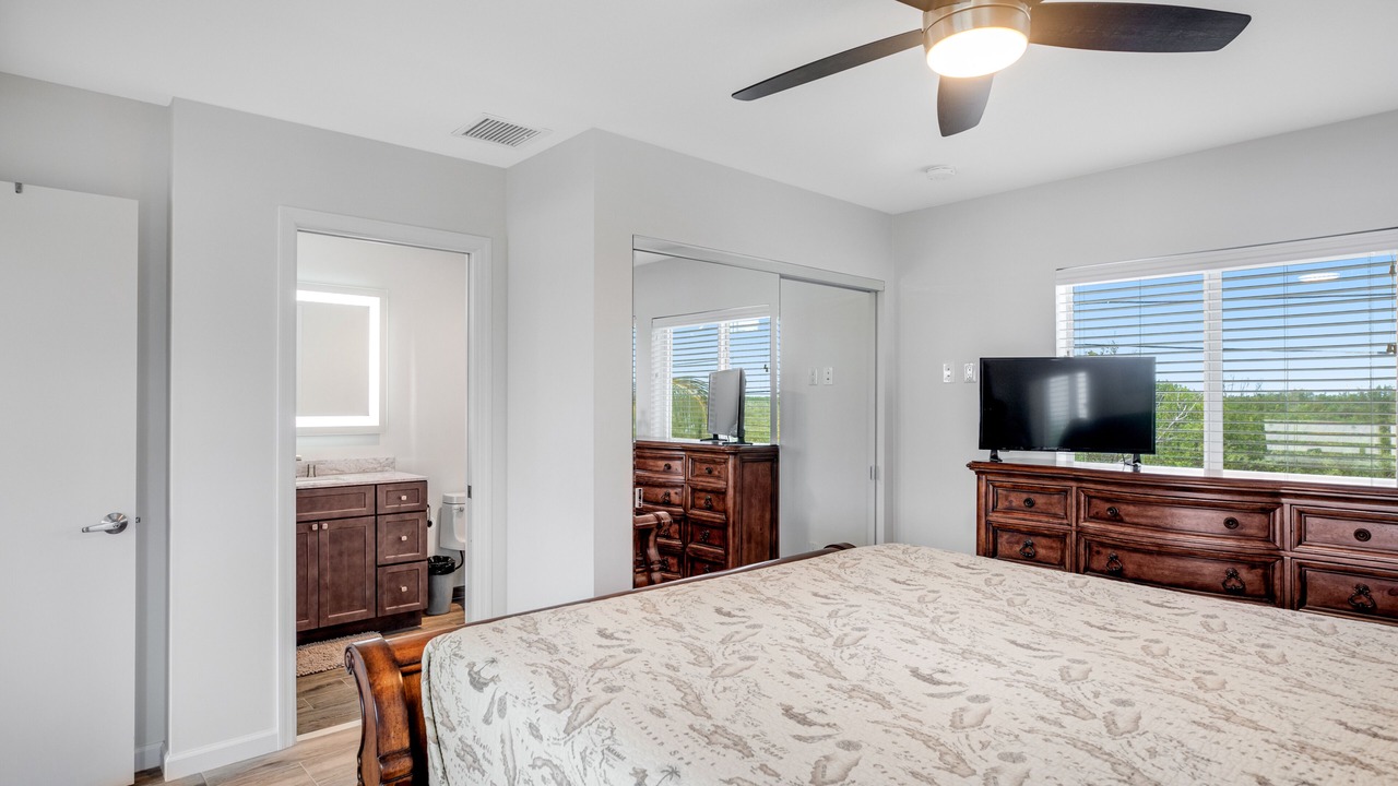 Photo of Bedroom in Big Pine Key