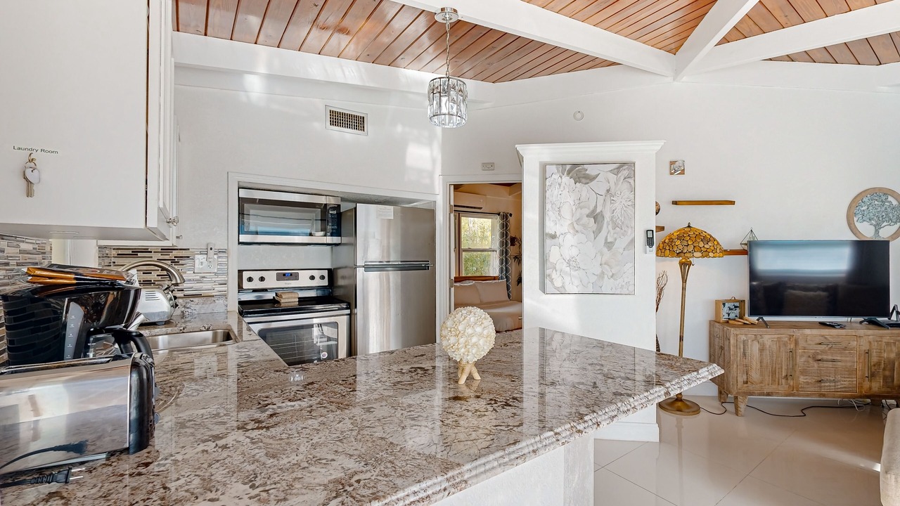 Photo of Kitchen in Summerland Key