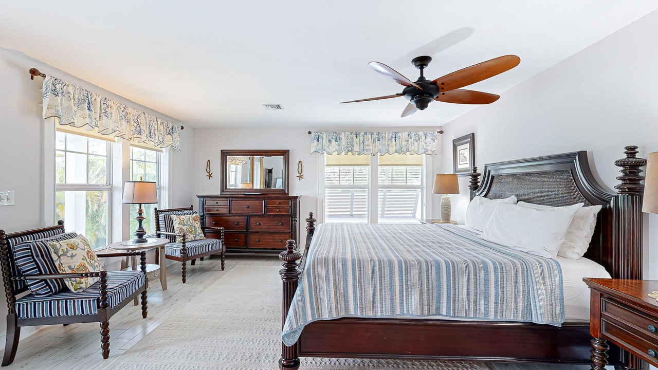Photo of Bedroom in Marathon