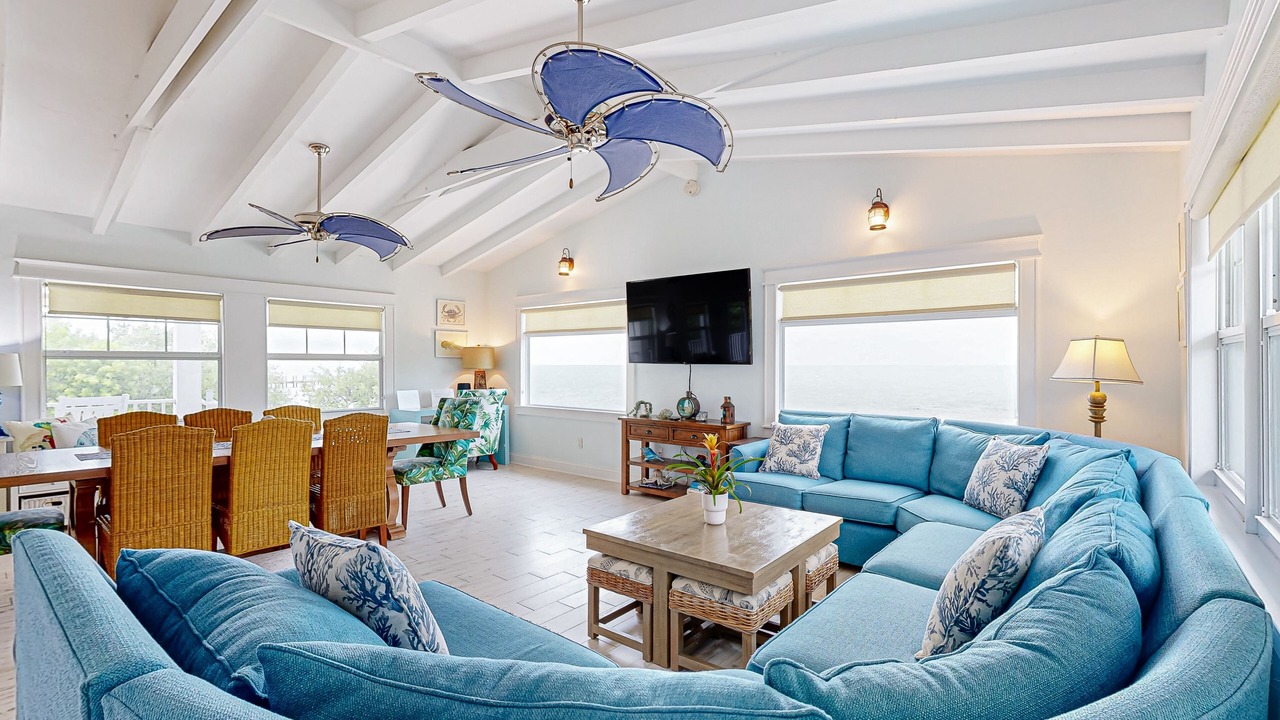 Photo of Livingroom in Marathon
