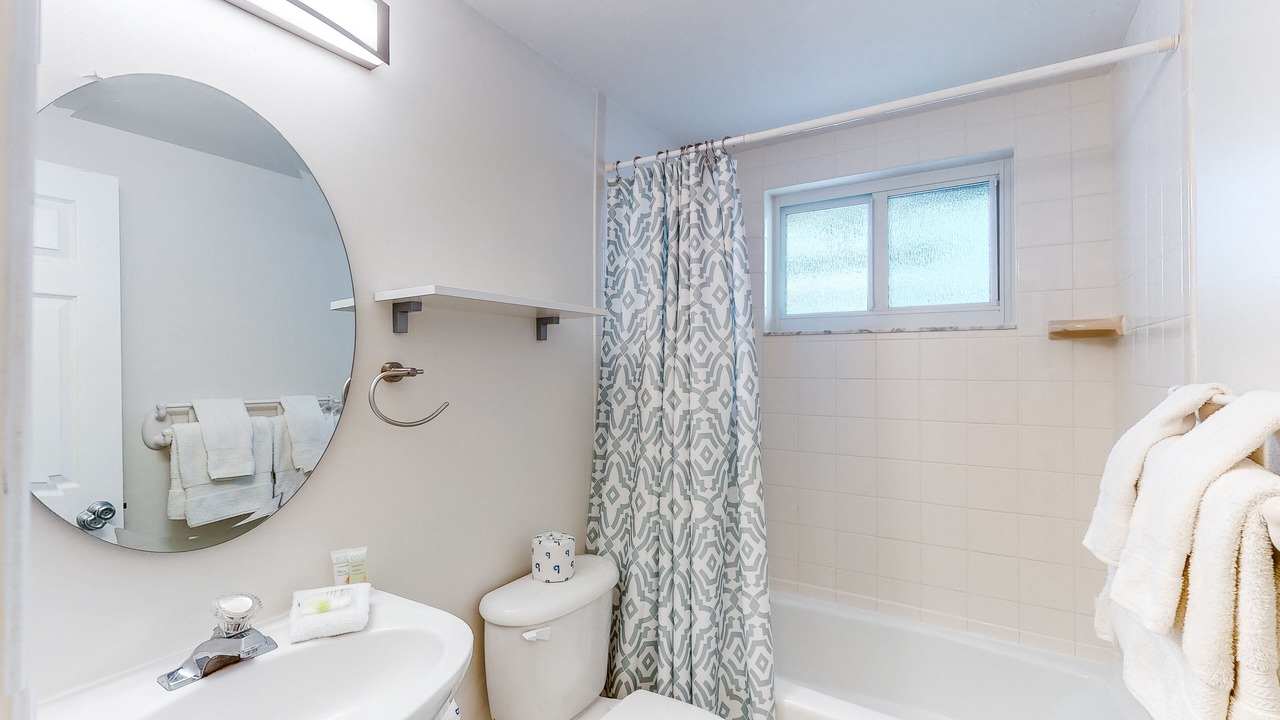 Photo of Bathroom in Key Colony Beach