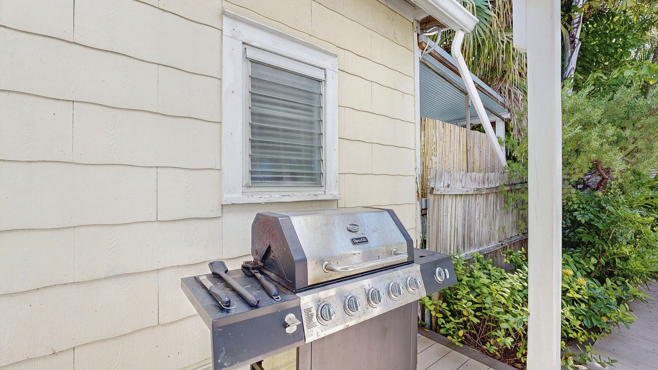 Photo of Patio Balcony in Uptown - Upper Duval