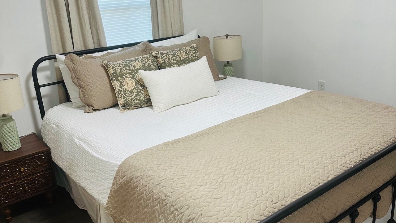 Photo of Bedroom in Mount Vernon