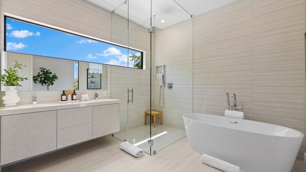 Photo of Bathroom in Ludlam