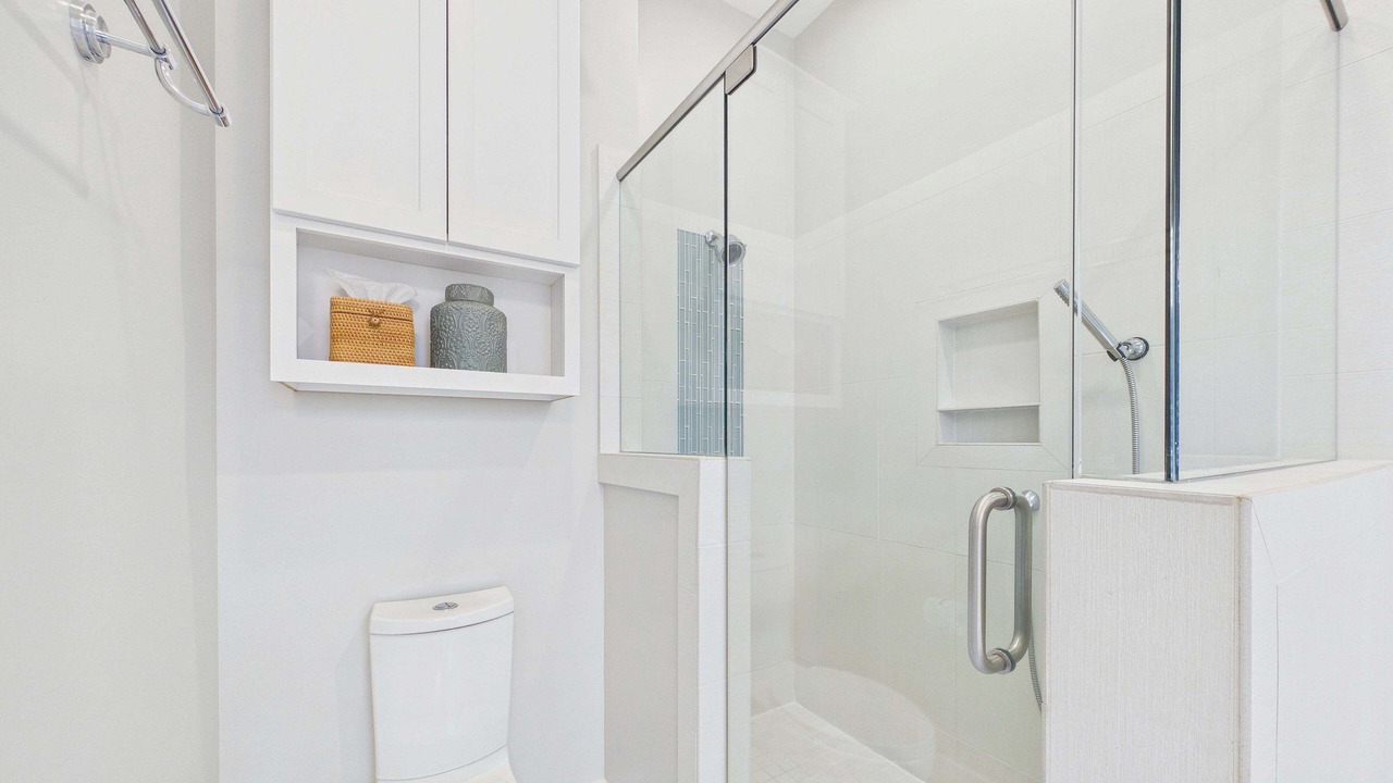Photo of Bathroom in Greenway Park