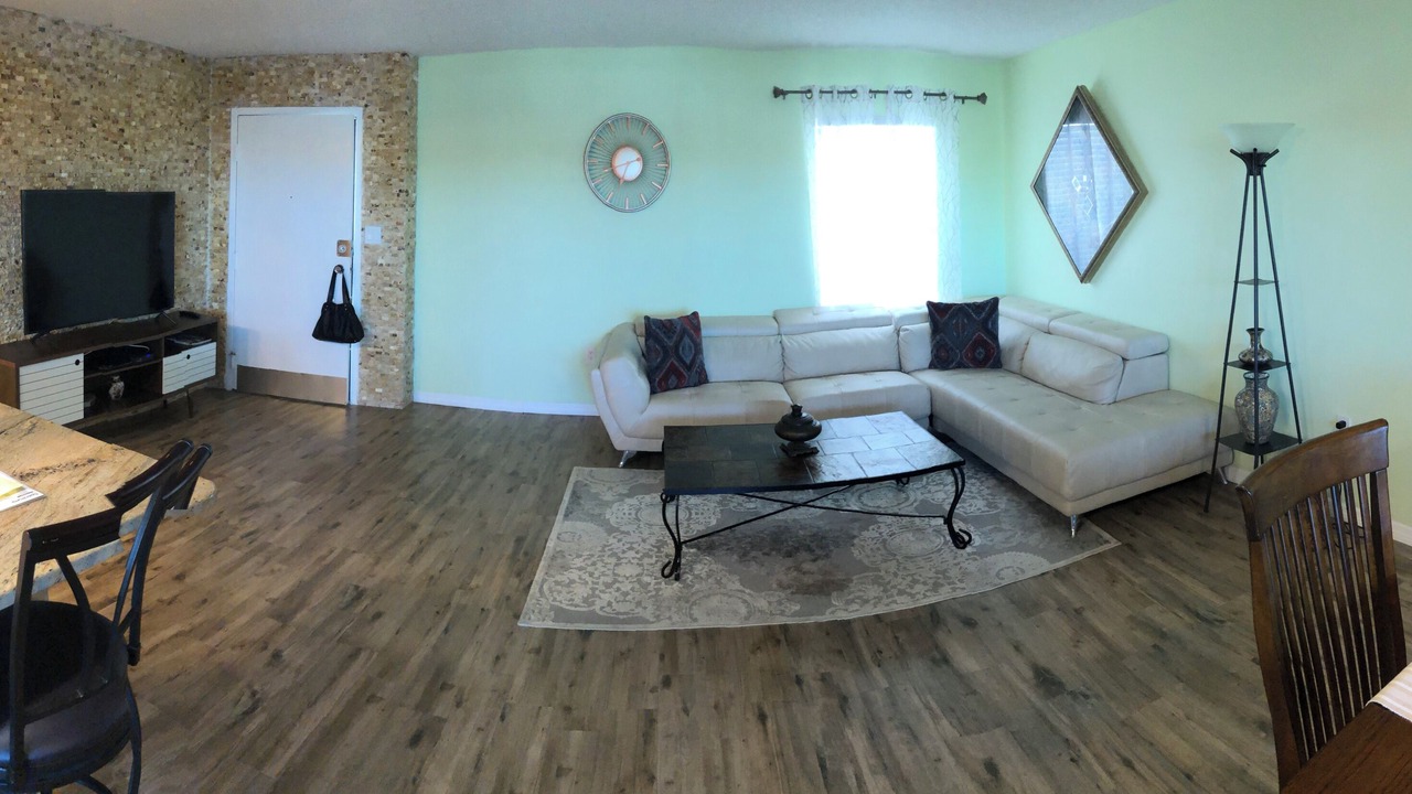Photo of Livingroom in Bay Esplanade
