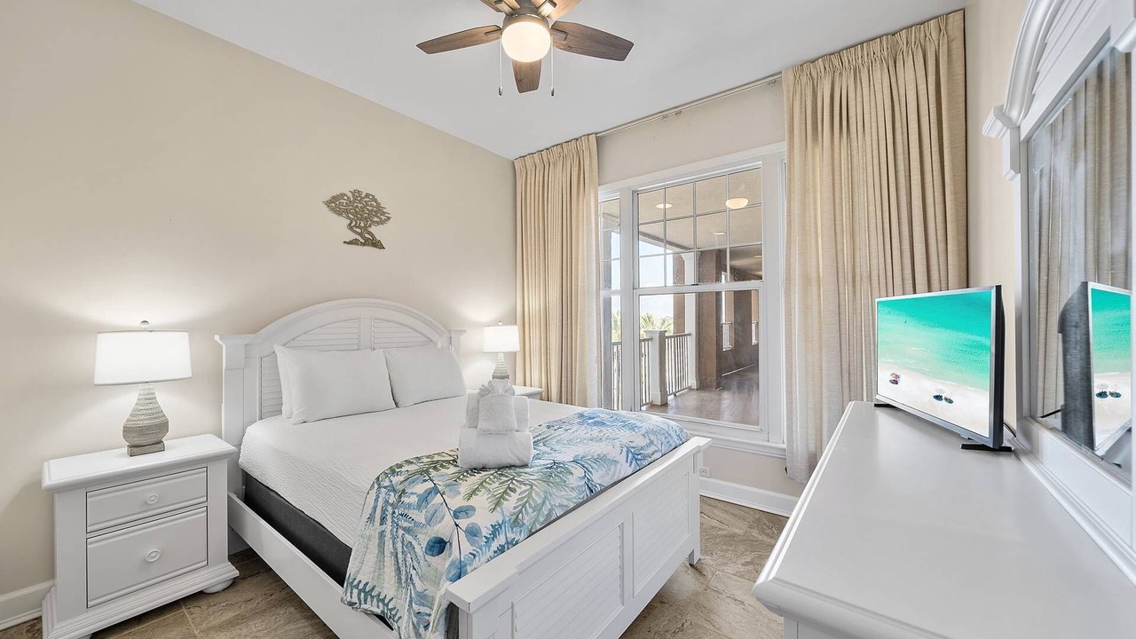 Photo of Bedroom in Upper Grand Lagoon