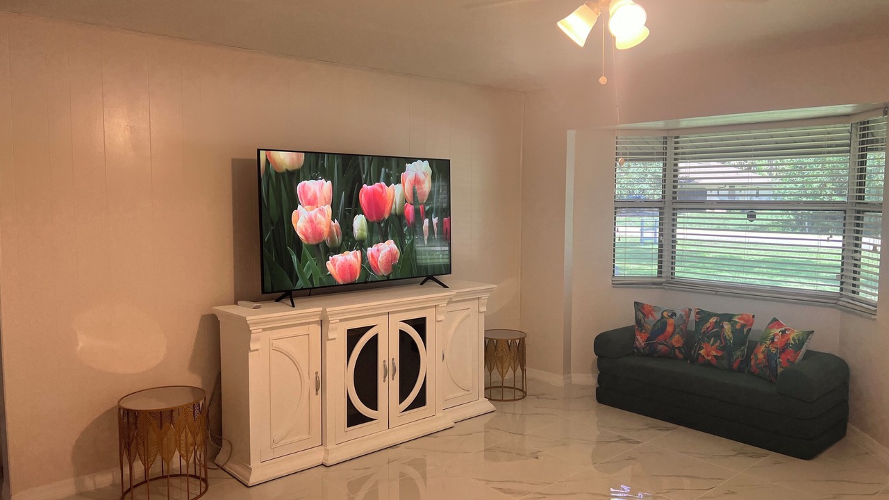 Photo of Livingroom in Joel
