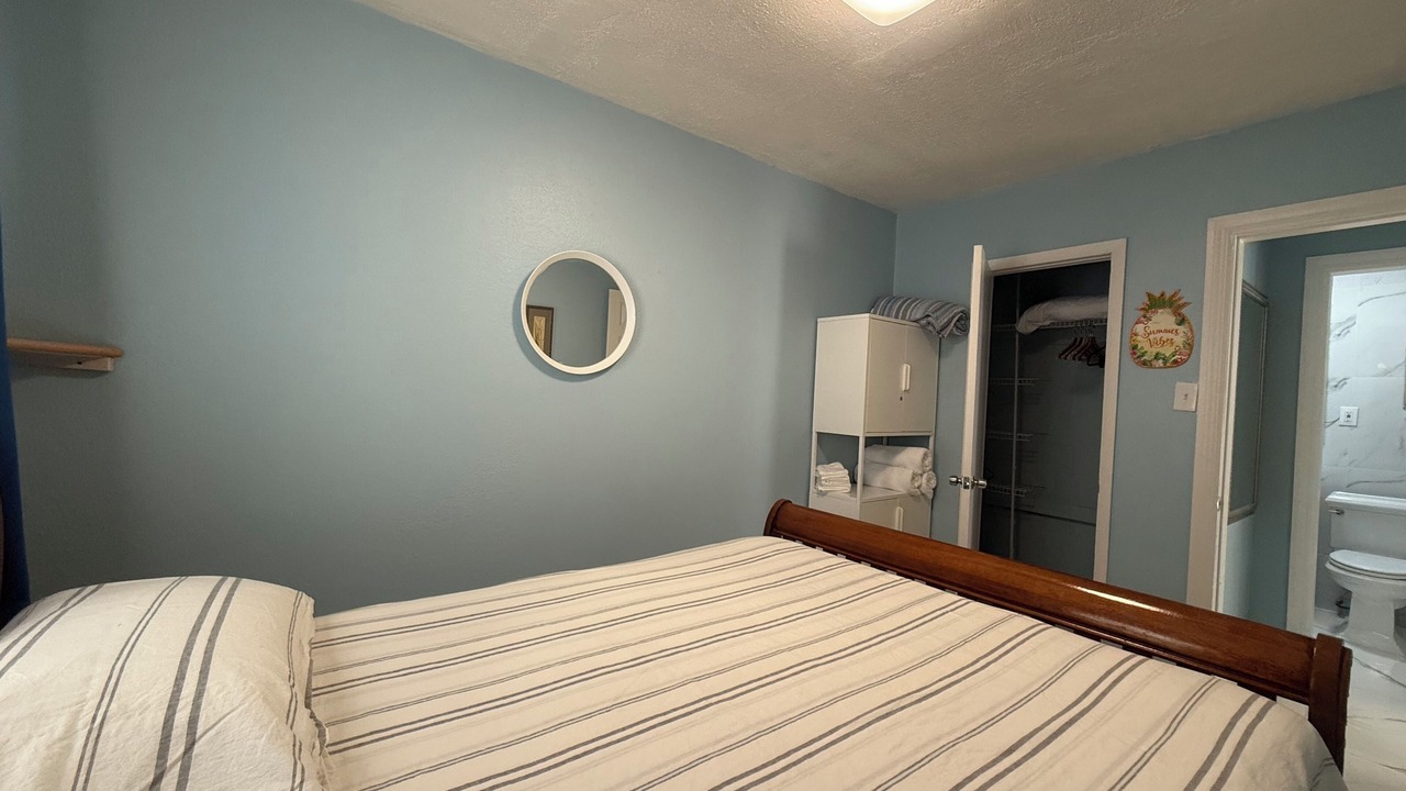 Photo of Bedroom in Bearss Plaza
