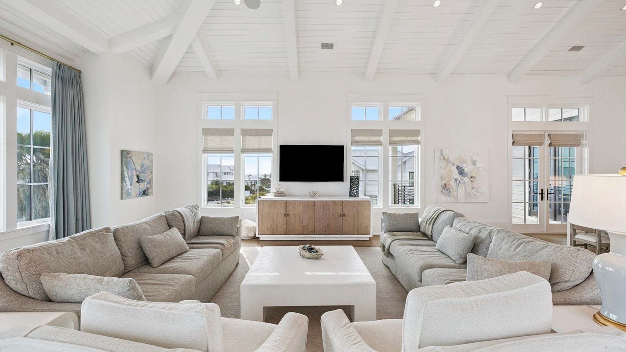 Photo of Livingroom in Seacrest