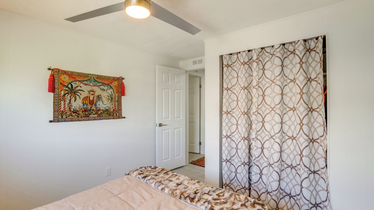Photo of Bedroom in Maple Leaf