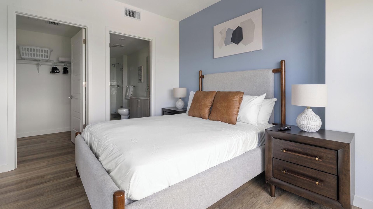 Photo of Bedroom in Overtown