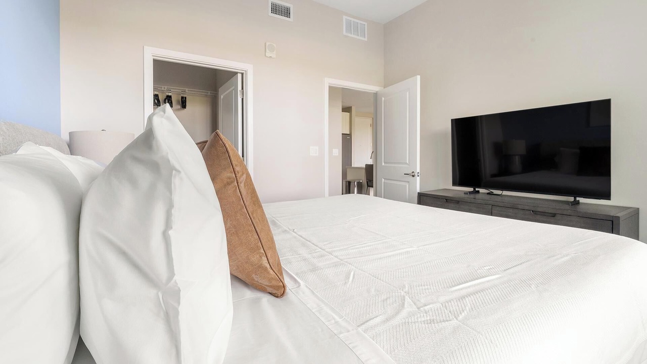 Photo of Bedroom in Bonita Shores