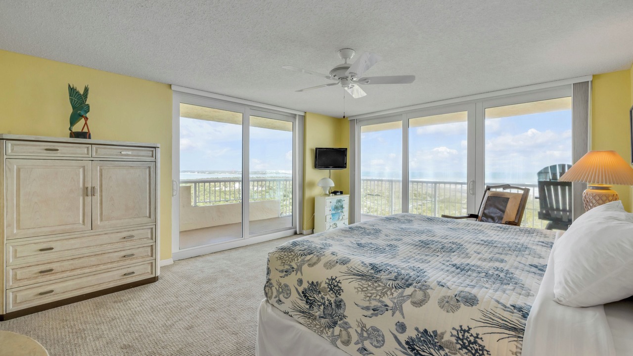 Photo of Bedroom in Inlet Villas