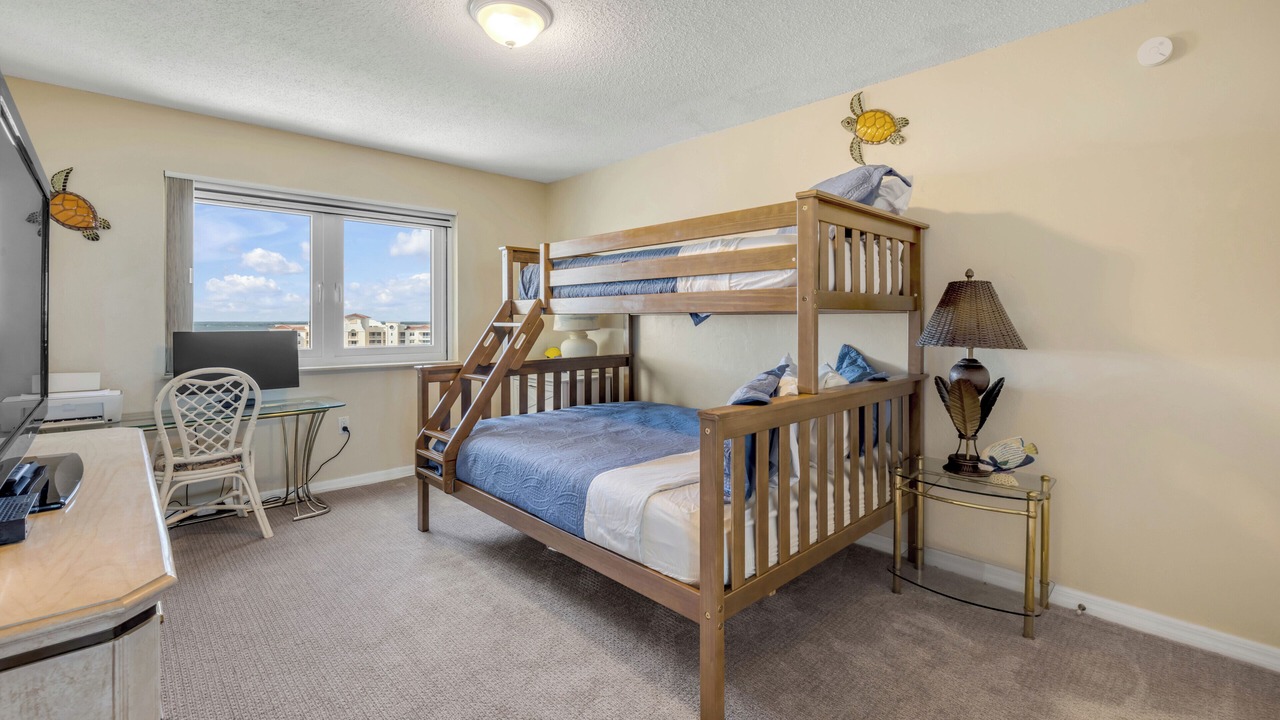 Photo of Bedroom in Inlet Villas