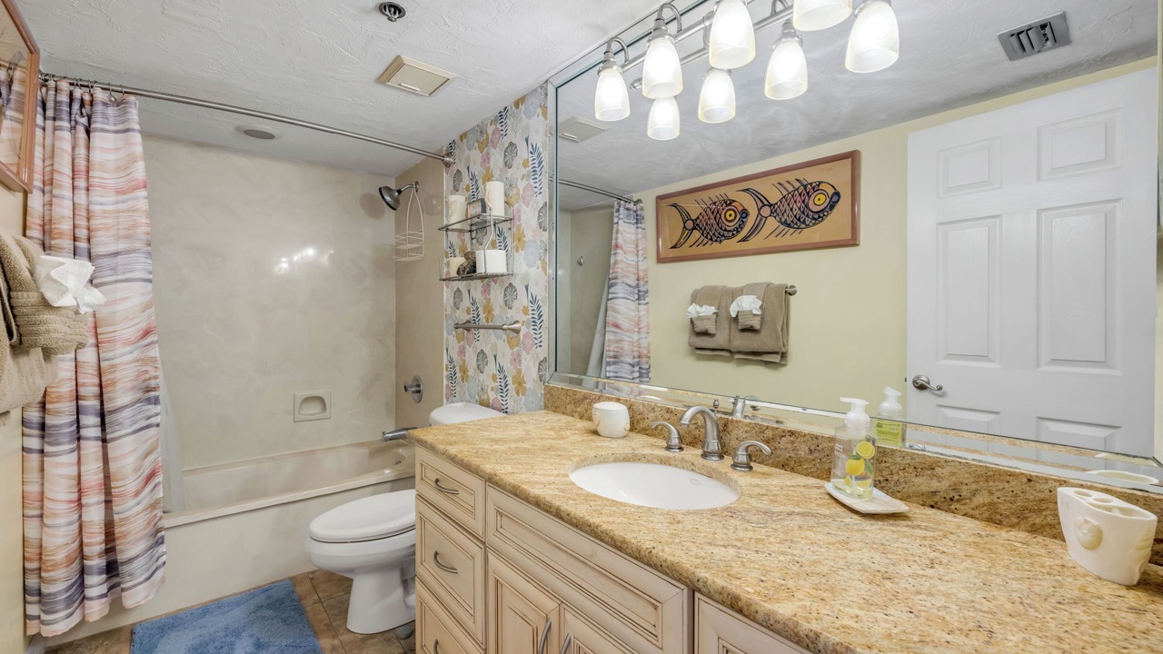 Photo of Bathroom in Inlet Villas