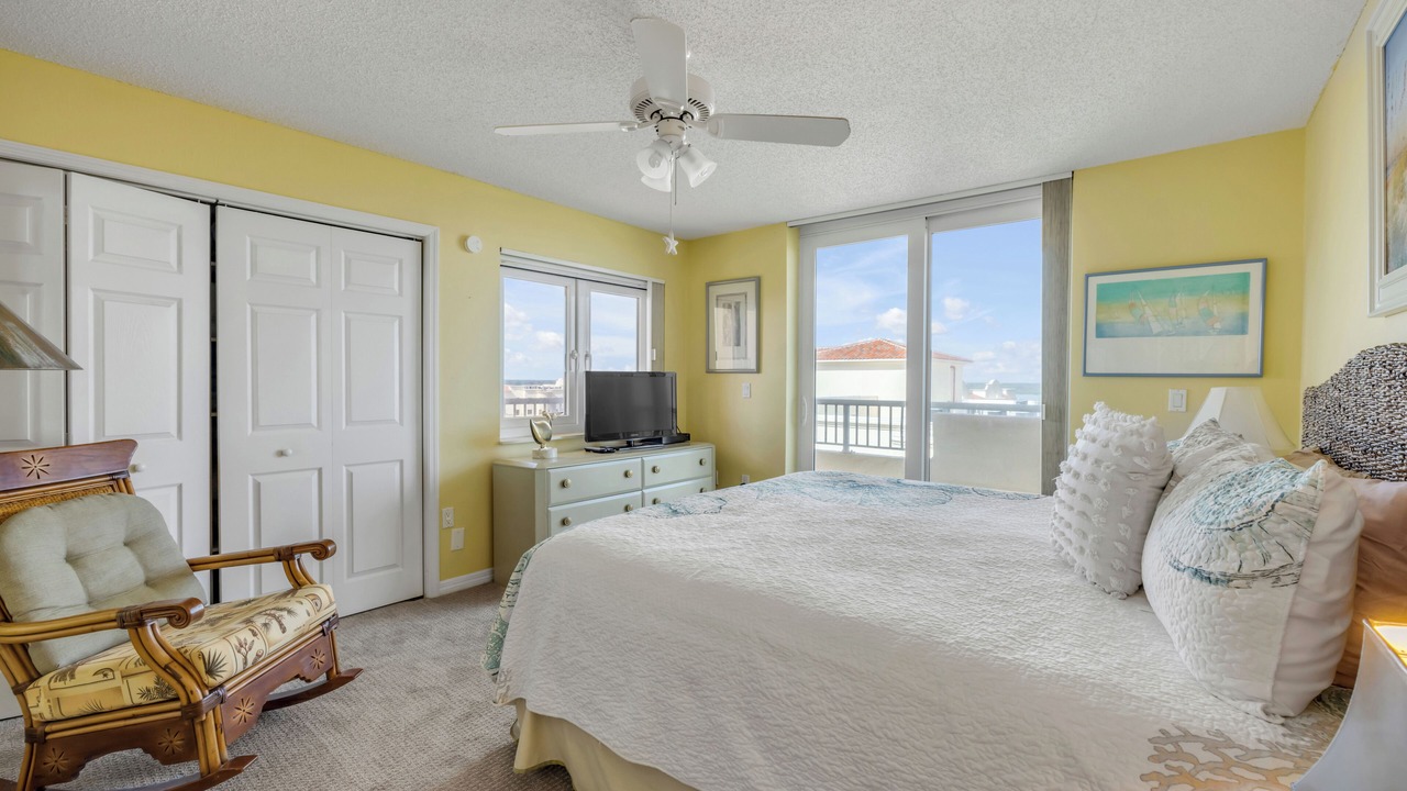 Photo of Bedroom in Inlet Villas