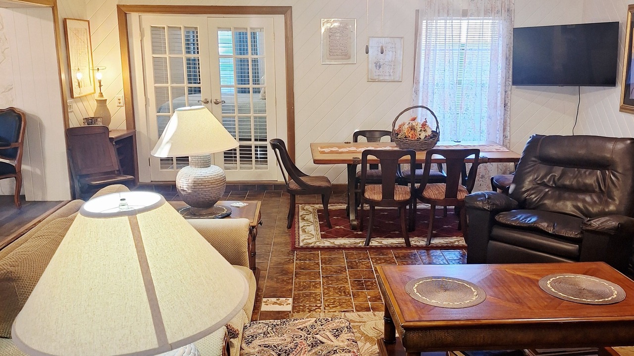 Photo of Livingroom in Sebastian Highlands