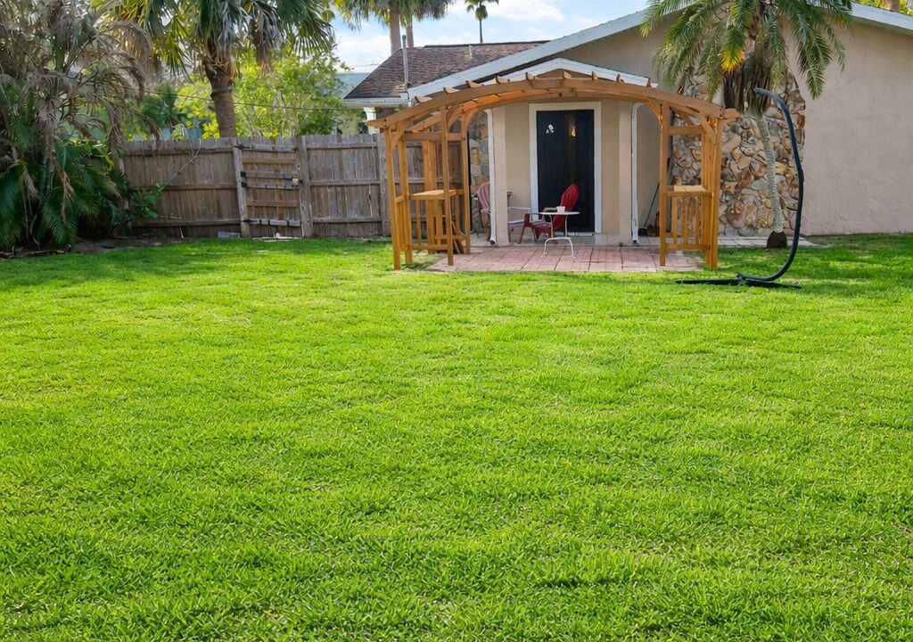 Photo of Outdoor in Sebastian Highlands
