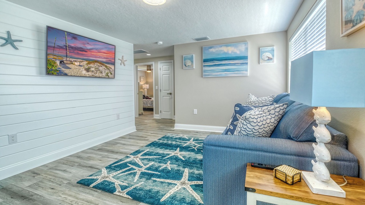 Photo of Livingroom in Signal Cove