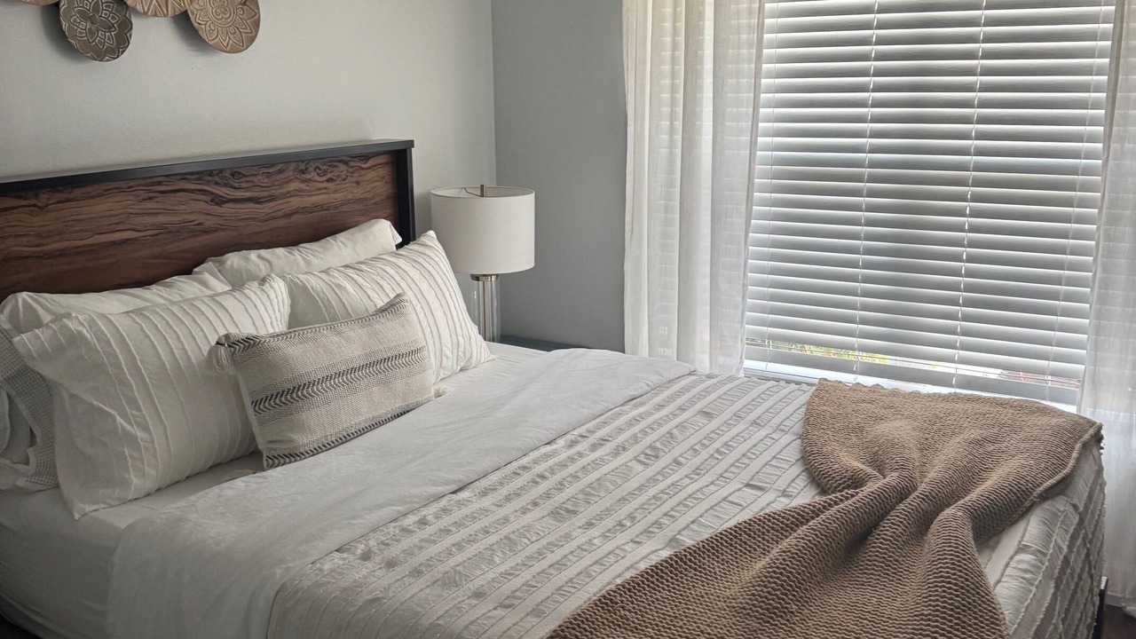 Photo of Bedroom in Jupiter Village