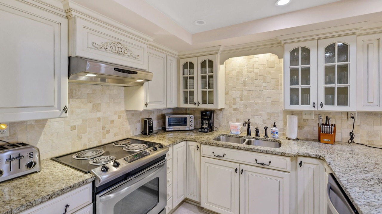 Photo of Kitchen in Crescent Beach