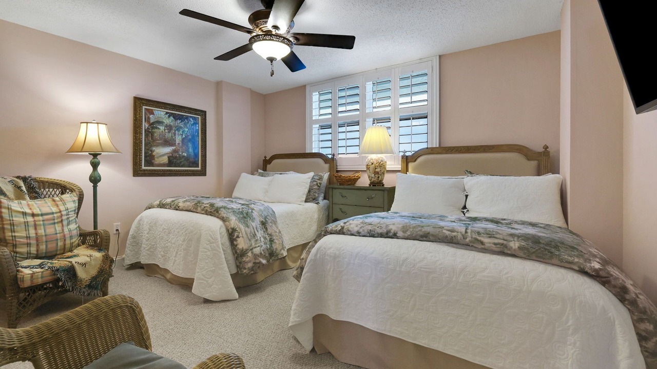 Photo of Bedroom in Crescent Beach