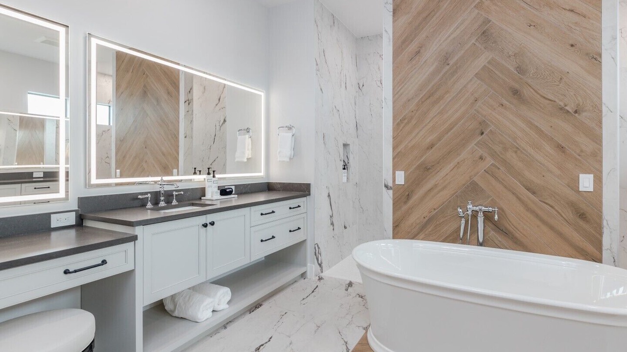 Photo of Bathroom in Pelican