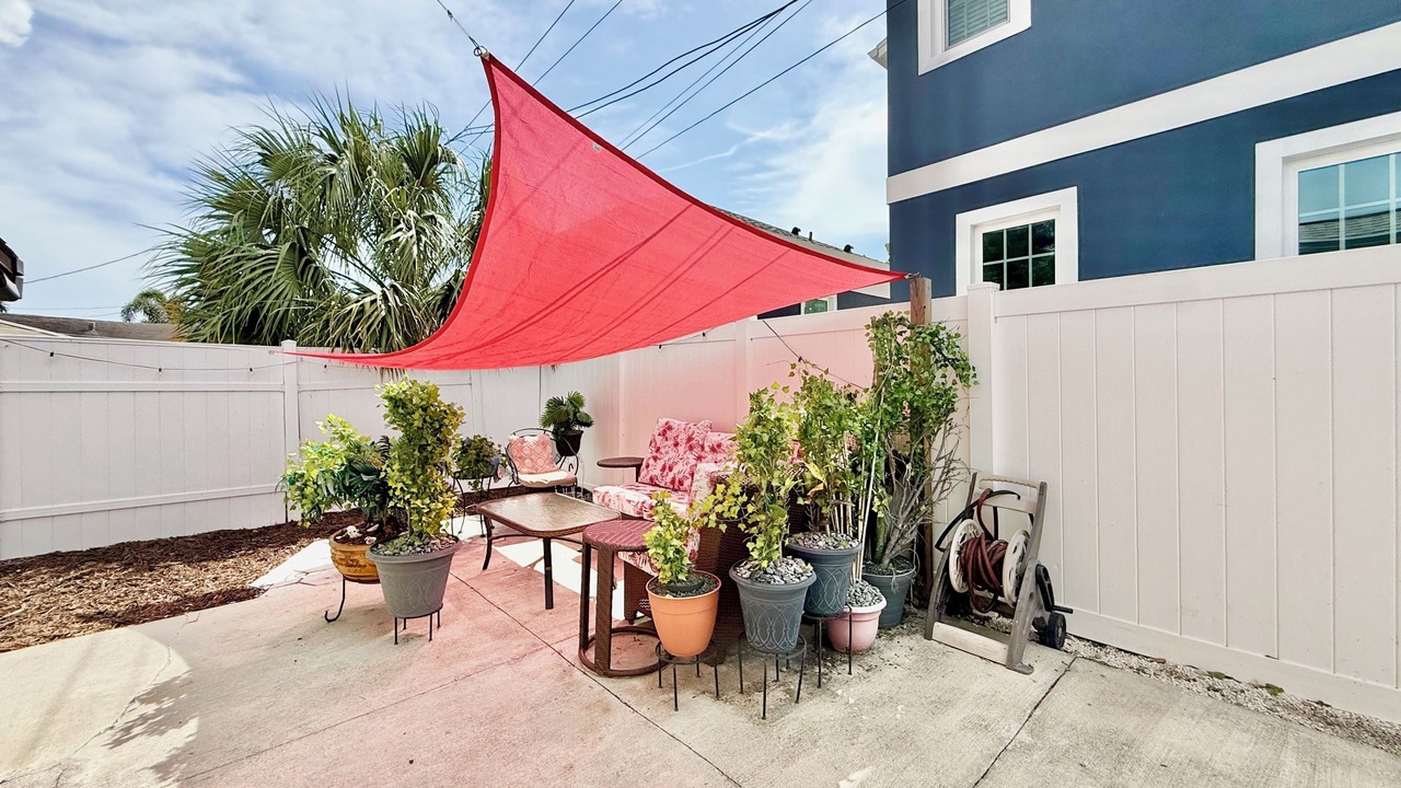 Photo of Patio Balcony in St. Petersburg - Clearwater