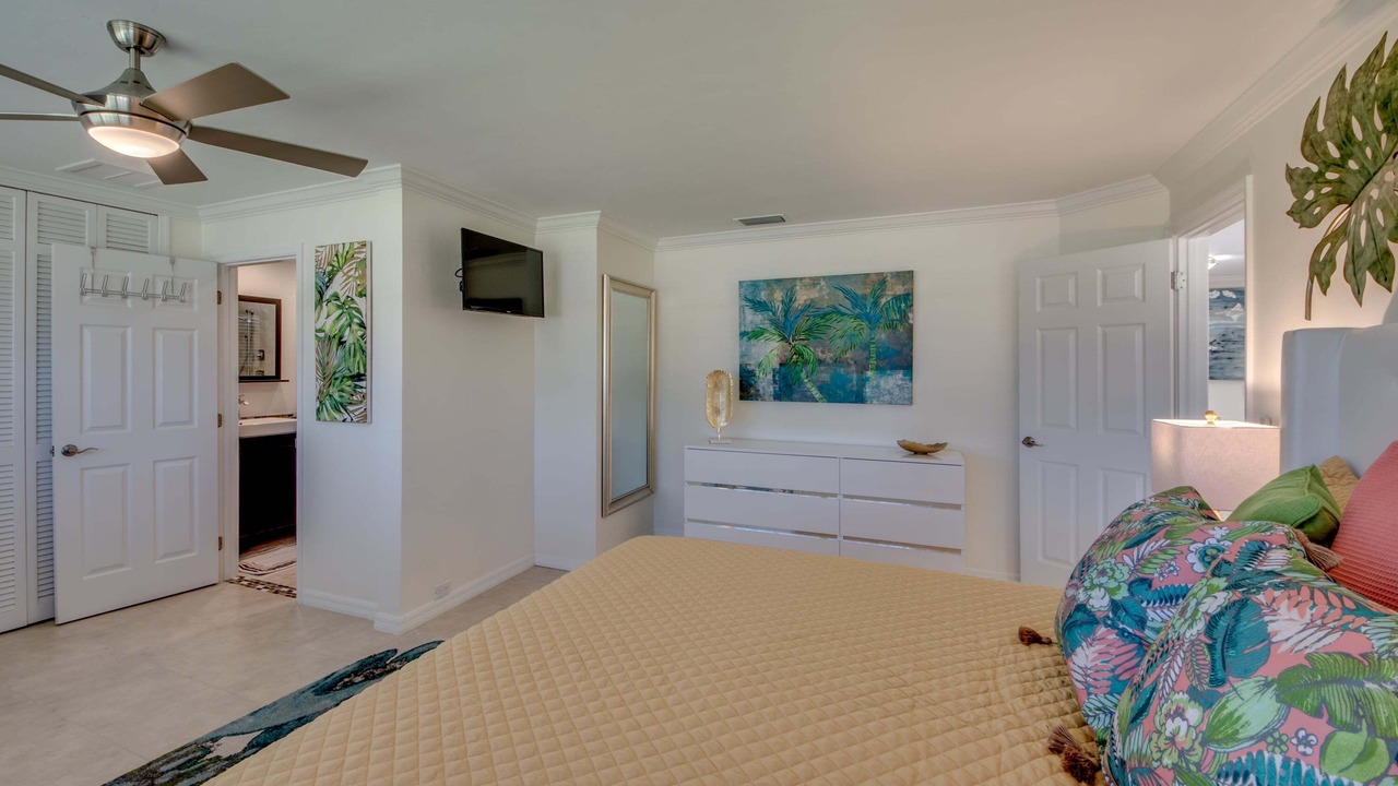 Photo of Bedroom in Caloosahatchee