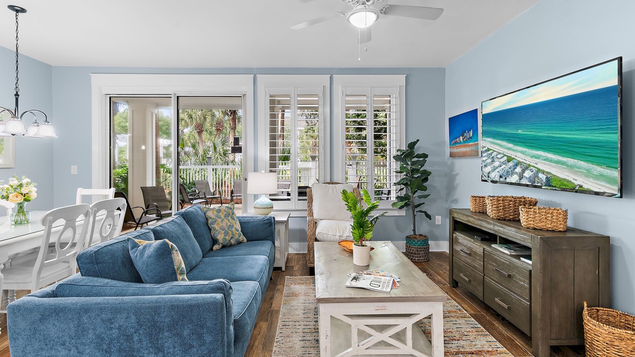 Photo of Livingroom in Baytowne Wharf