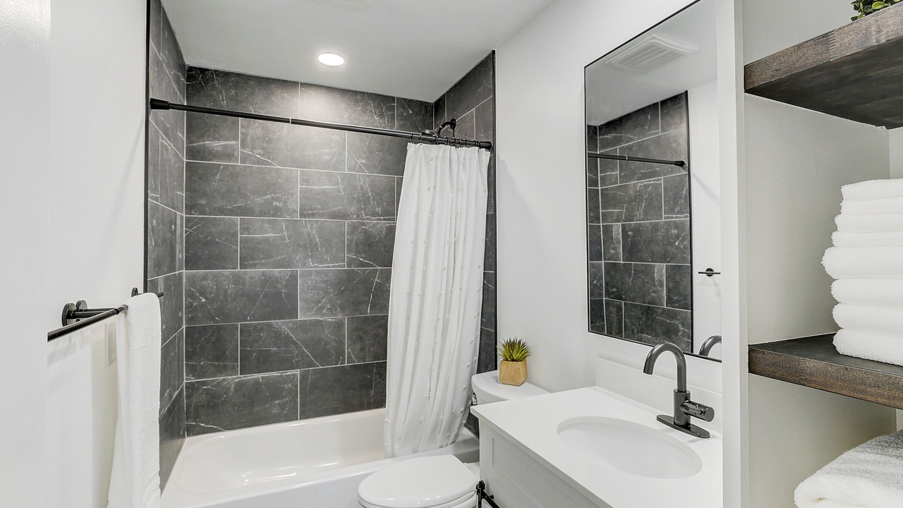 Photo of Bathroom in Quail Run