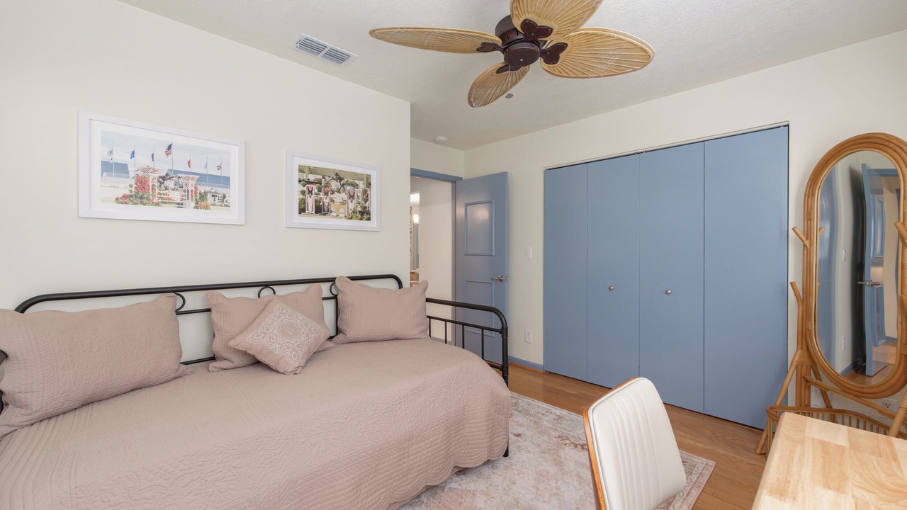 Photo of Bedroom in Dunnellon