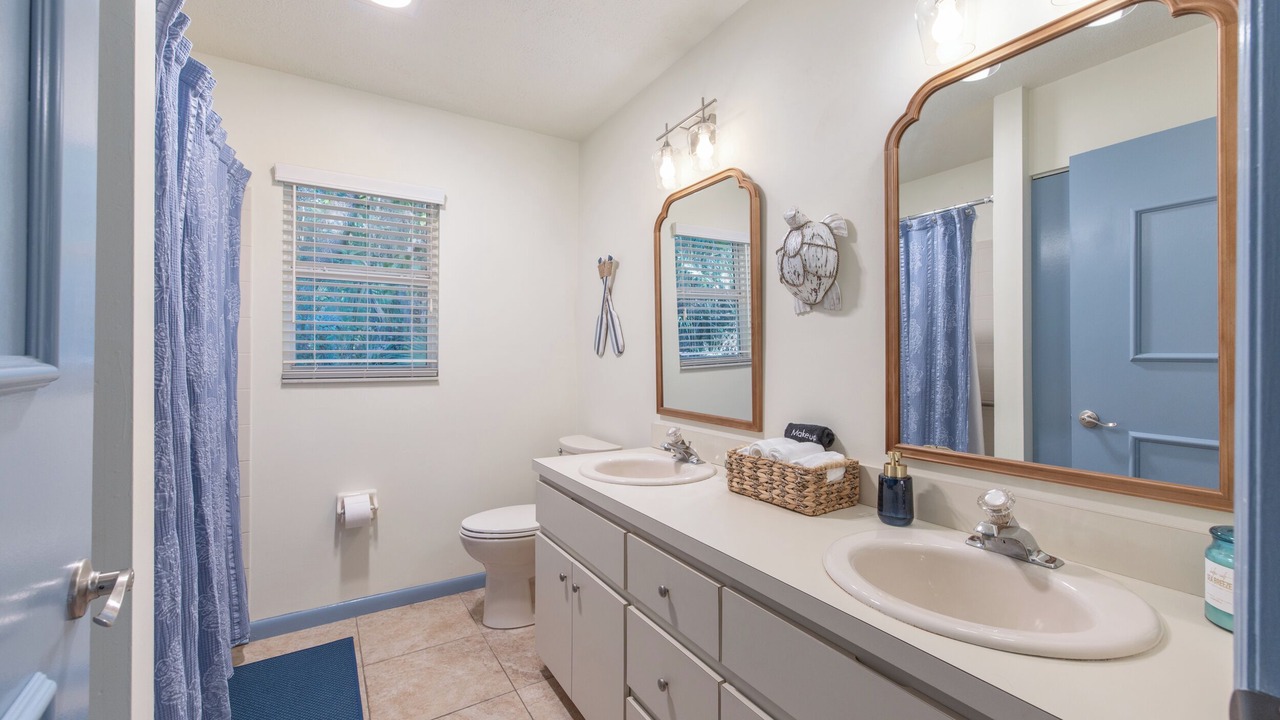 Photo of Bathroom in Dunnellon