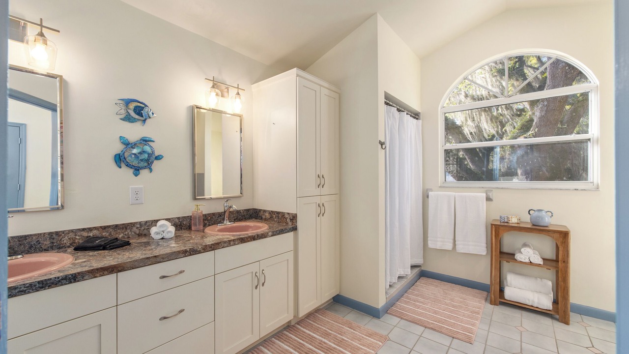 Photo of Bathroom in Dunnellon